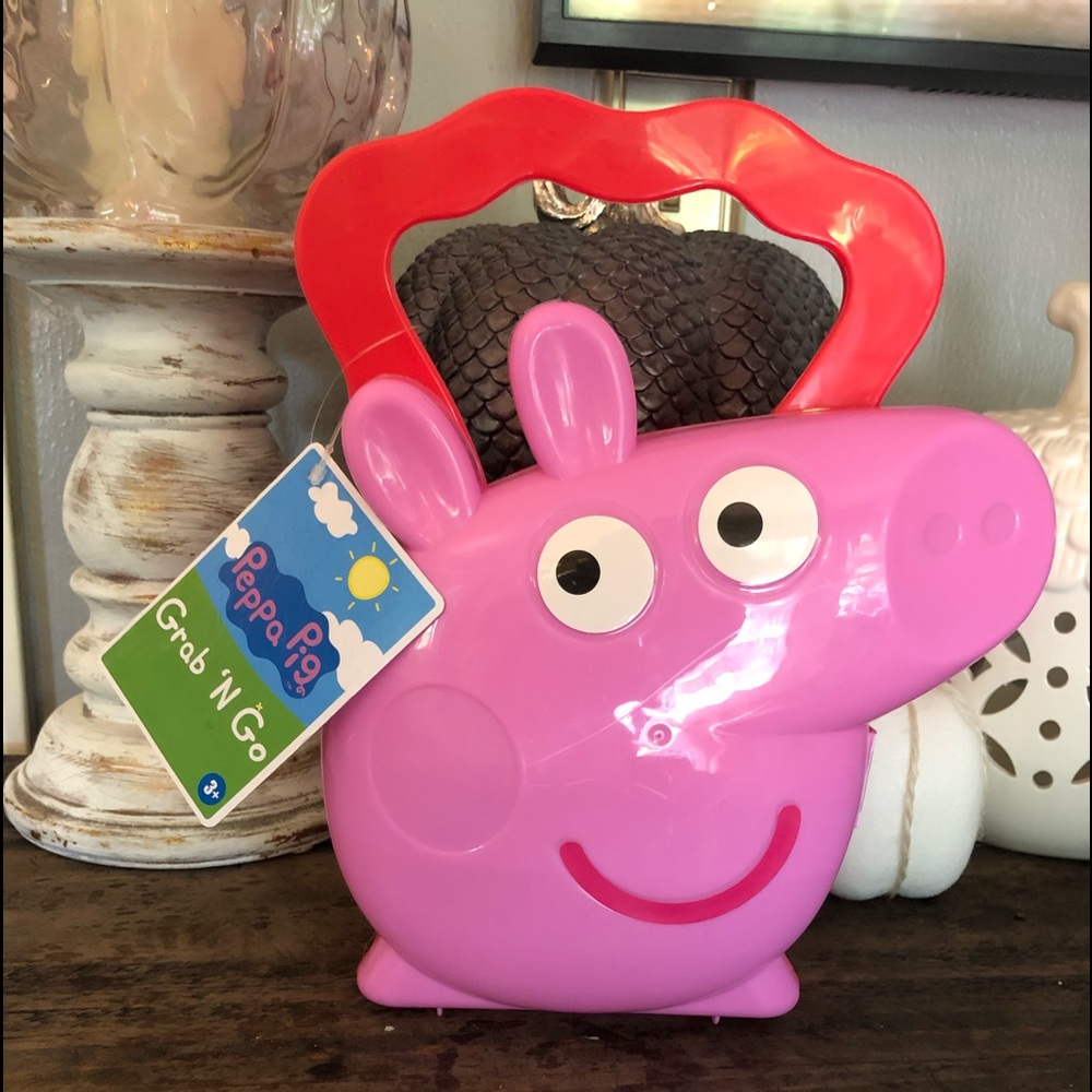 NWT Peppa Pig Grab & Go Case